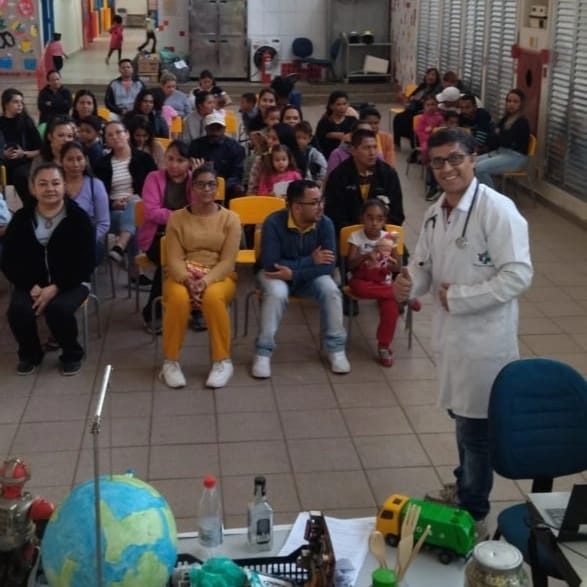 Palestra educativa socioambiental para a comunidade